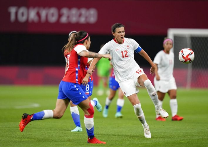 Beckie scores 2, Canada downs Chile 2-1 in women's soccer